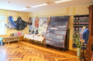 Lauka lapimuttide ja raamatukogu huviklubi naiste käsitööde näitus