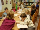 Lasteaed Vigri rühm Kalad käisid raamatukogus Astrid Anna Emilia Lindgreni 110-t sünniaastapäeva tähistamas