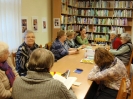 Raamatukogu huviklubi naised kogunesid kätt proovima keefiritrükiga